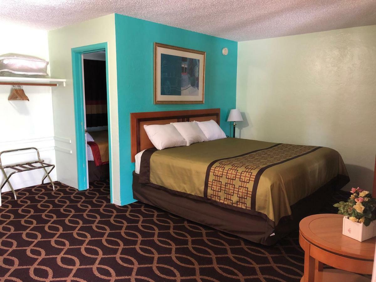 Klamath Motor Lodge Yreka Esterno foto
