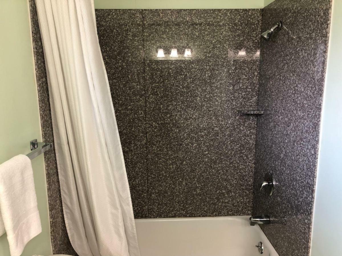 Klamath Motor Lodge Yreka Esterno foto