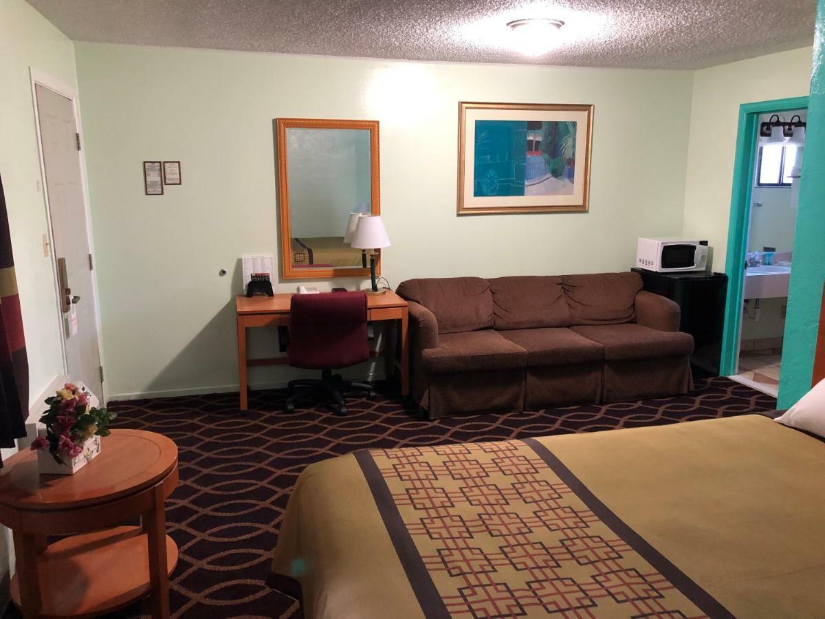 Klamath Motor Lodge Yreka Esterno foto